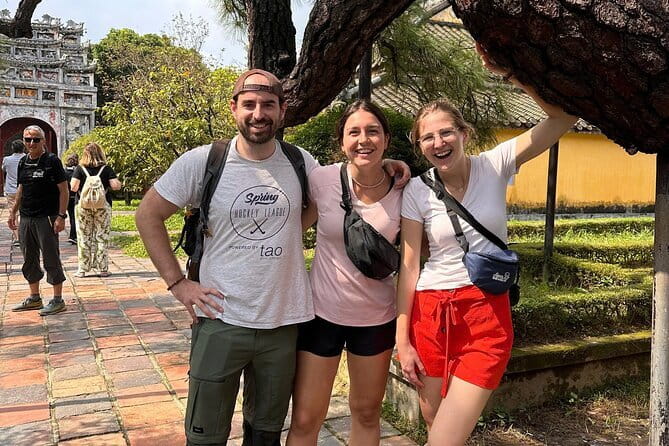 Hue Imperial City Tip-Based Walking Tour (Group Tour) - Key Points at a Glance