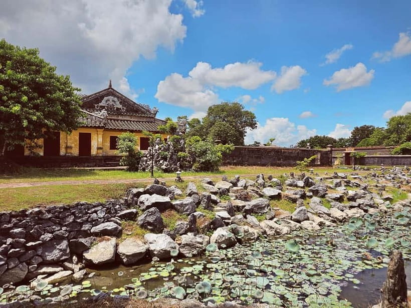 Hue Imperial city walking tour and optional royal tombs - Key highlights worth planning around