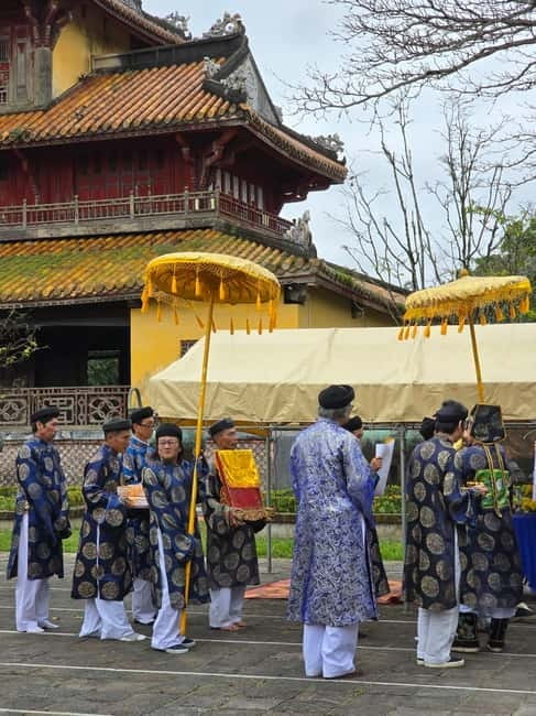 Hue Imperial city walking tour and optional royal tombs - Optional royal tombs: when it makes sense to add them
