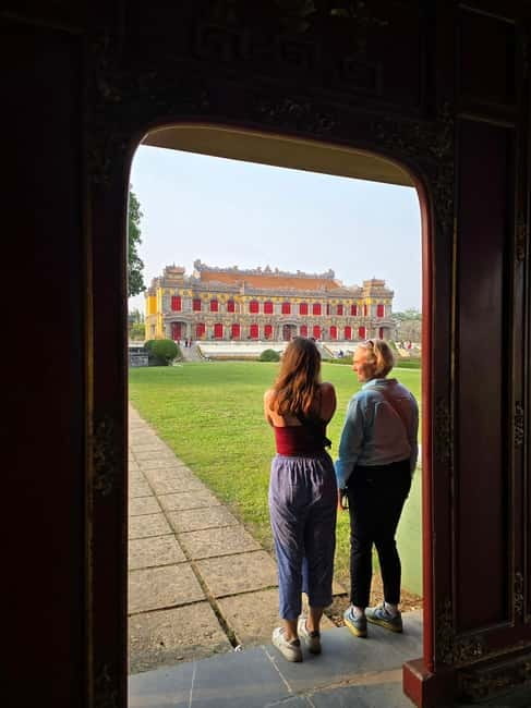 Hue Imperial city walking tour and optional royal tombs - Who this tour fits best