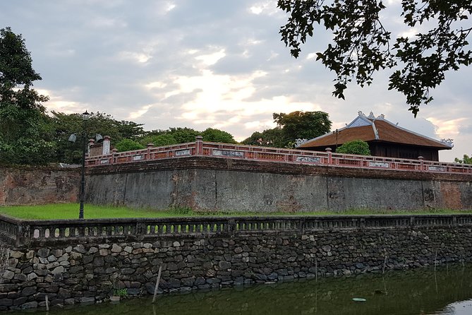 Hue Imperial City Walking Tour: Citadel & Forbidden City - Price and tickets: the $9 rate isn’t the whole budget story