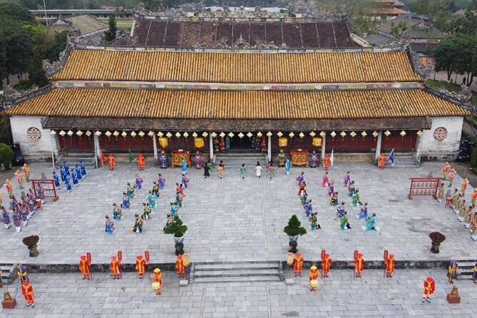 Hue Imperial City Walking Tour (Kids Half-Price) - Thai Hoa Palace: the palace stop that links eras