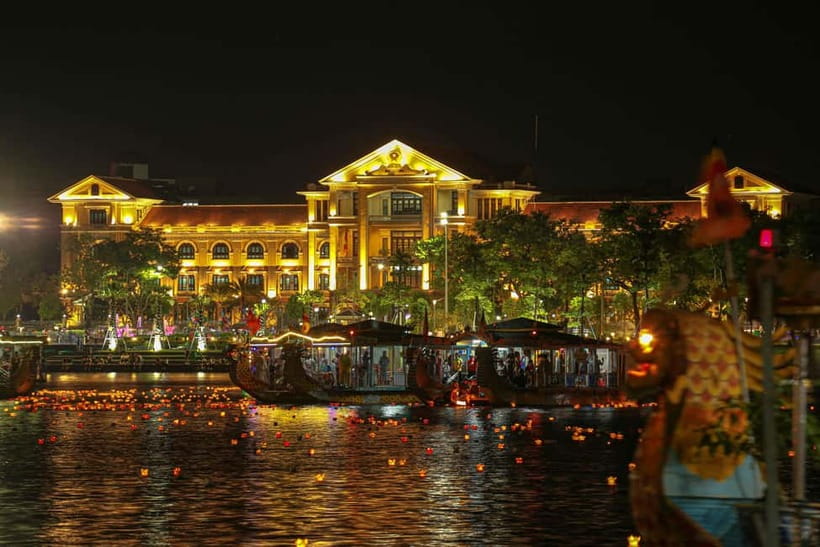 Hue: Perfume River Dinner Cruise with Traditional Show - A VIP dragon boat dinner: what the evening feels like