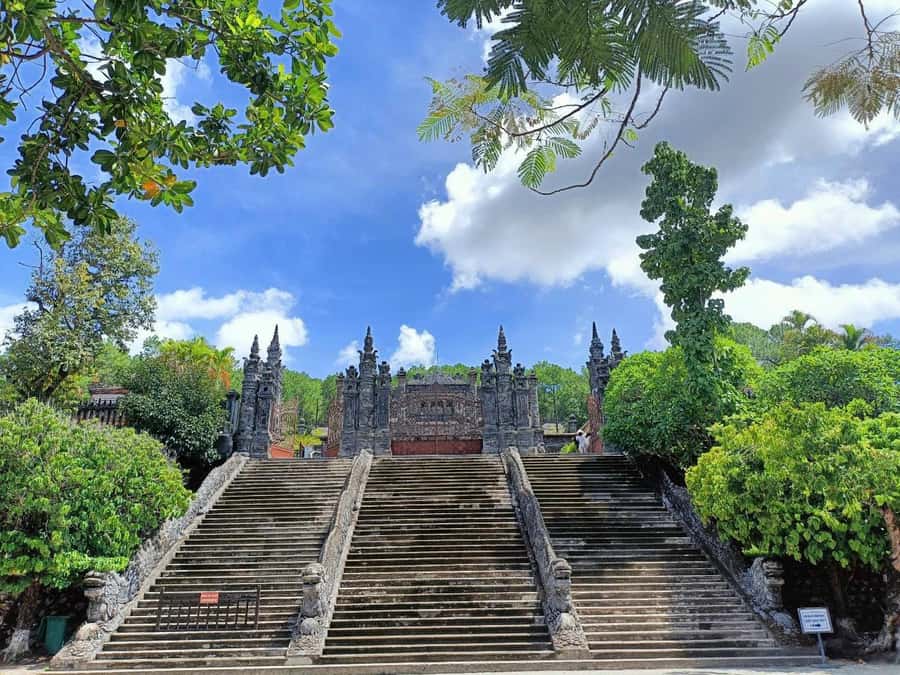 Hue: Private Tour – Customize Your Own Itinerary - An Dinh Palace and Tu Hieu Pagoda for a calmer, more reflective pace