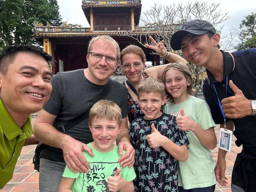 Hue: Royal Tombs Private Tour with 3 Best Tombs & Pagoda - Three UNESCO tombs plus pagoda in one efficient day