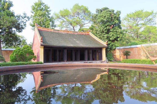 Hue Royal Tombs Tour- 3 Most Beautiful Tombs Of Nguyen Dynasty - Stop 4: Thủy Xuân incense village, culture you can do with your hands