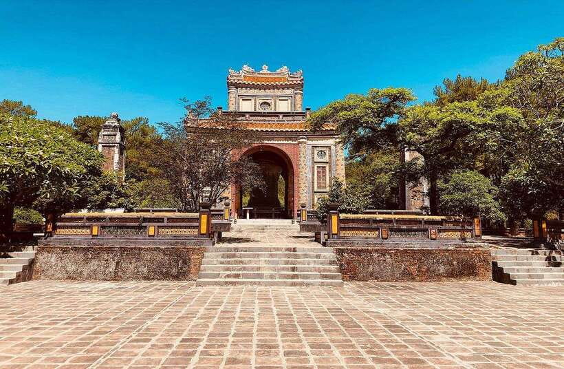 Hue Royal Tombs Tour to Visit Best Tombs of the Emperors - Who This Hue Royal Tombs Tour Suits Best