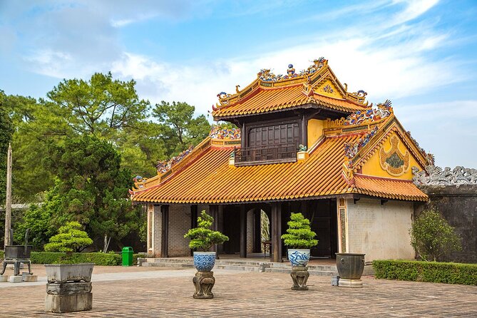 Hue: Royal Tombs Tour - Visit 3 Best Tombs & Pagoda - Pickup, private car comfort, and the pace that keeps you sane