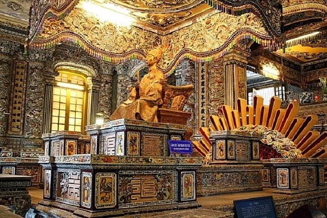 Hue Royal Tombs Tour: Visit Best Pagoda & King's Mausoleums - The route in plain terms: what you see and why it matters