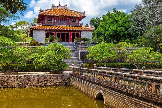 Hue Royal Tombs Tour: Visit Best Pagoda & King's Mausoleums - How long is enough time at each stop?