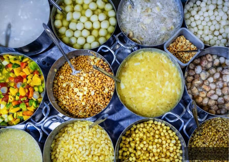 Hue Street Food Walking Tour with Local Dishes - Lạc Thiện’s Bánh Khoái: Crispy Rice Pancake With Sesame-Peanut Sauce