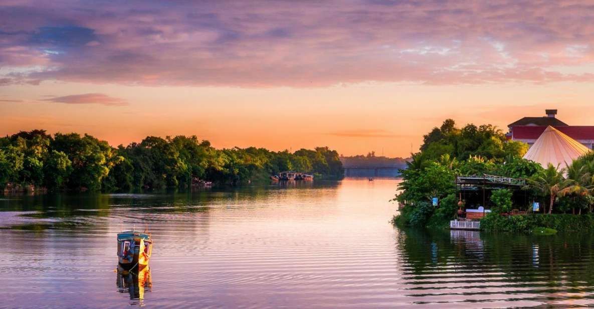 Hue: Sunset Cruise along Perfume River - Perfume River at dusk: what makes this Hue cruise special