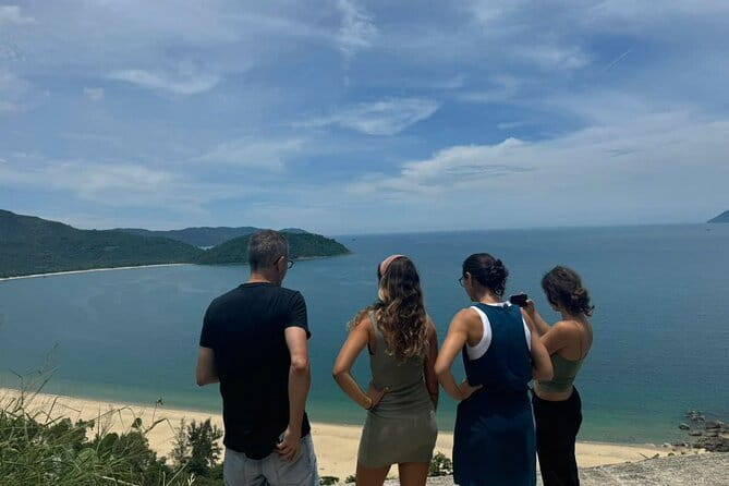 Hue to Danang via Hai Van Pass by Private Car - Your ride comfort: English driver, WiFi, water, and door-to-door style