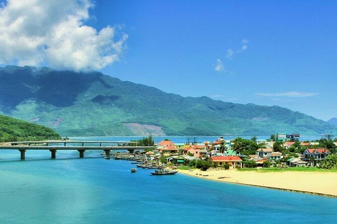 Hue to Hoi An by Car Sightseeing Hai Van Pass, Monkey Mountain - Hai Van Pass: the big view moment