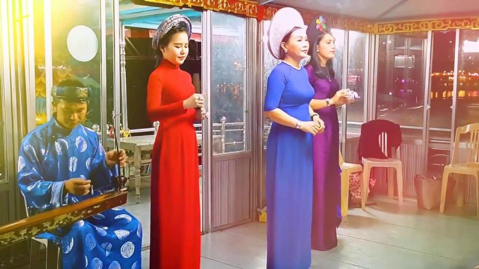 Hue: Traditional Singing on Huong River Ticket - Key things to know before you go