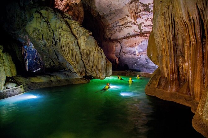 Hung Thoong cave | Stalactites, Underground River Phong Nha |3D2N - Day 2: Mooc River walking, 25m rappel, and Thung Cave challenge