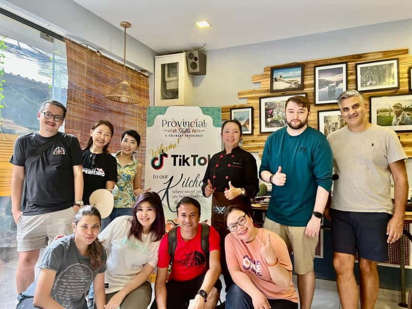 Immersive Cooking Class & BenThanh Market Tour By Local Chef - Booking the $31 four-hour chef class in Saigon: what you’re really paying for