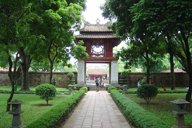 Incense Village & HANOI city tour with train street Coffee - The Hanoi city block: Old Quarter and Hoan Kiem Lake basics