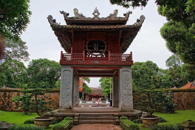 Incense Village & HANOI city tour with train street Coffee - Train Street before 11:30: your best shot for photos and videos