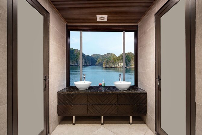 Jade Sails – Halong & Lan Ha Bay The Most Luxurious Day Tour - Spring rolls cooking demo and the sunset party rhythm