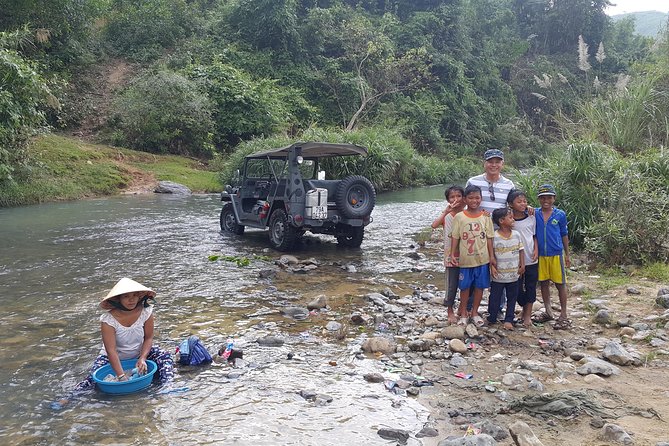 Jeep Adventure - Guide Power: Captain Loi, Captain Konstantin, and Lieow