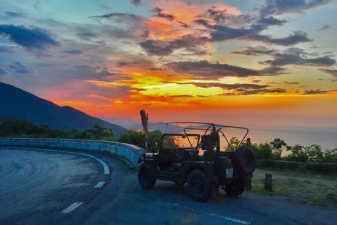 JEEP TOUR: From HOI AN, DA NANG To HUE via HAIVAN PASS - Logistics that affect comfort: open-air, small group, and the A/C car moments