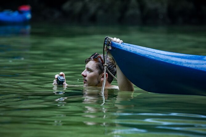 Kayaking at Lan Ha Bay - Vietnamese Lunch With Island Views: Food That Fits the Day