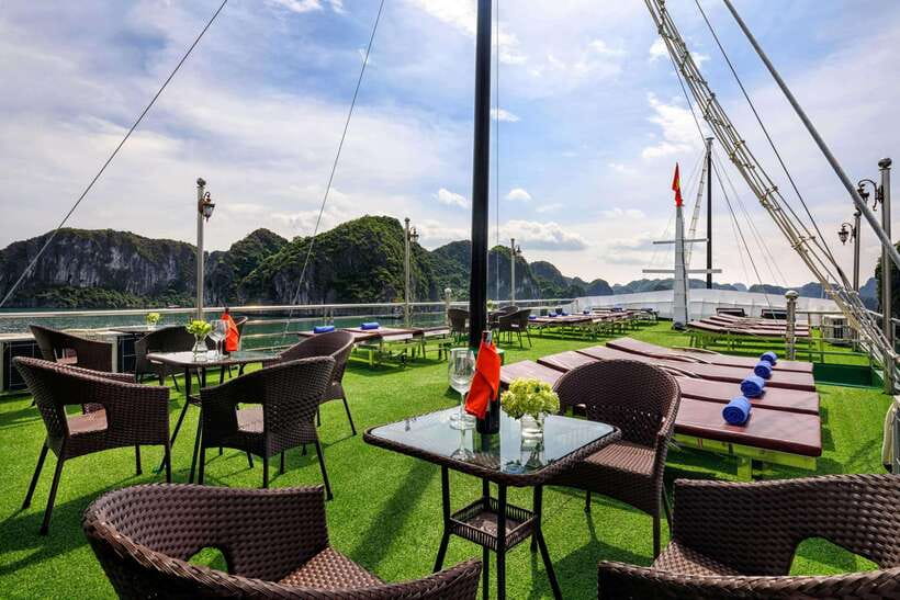 Lan Ha Bay: 2-Day Cruise with Meals, Activities and Pickup - Day 2 in Cat Ba National Park: biking into Viet Hai Village