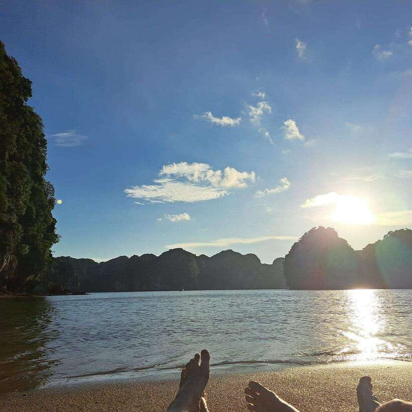 Lan Ha Bay: Bioluminescent Plankton Kayak Tour from Beo Pier - Cai Beo floating village at dusk: the calm warm-up you’ll be glad you get