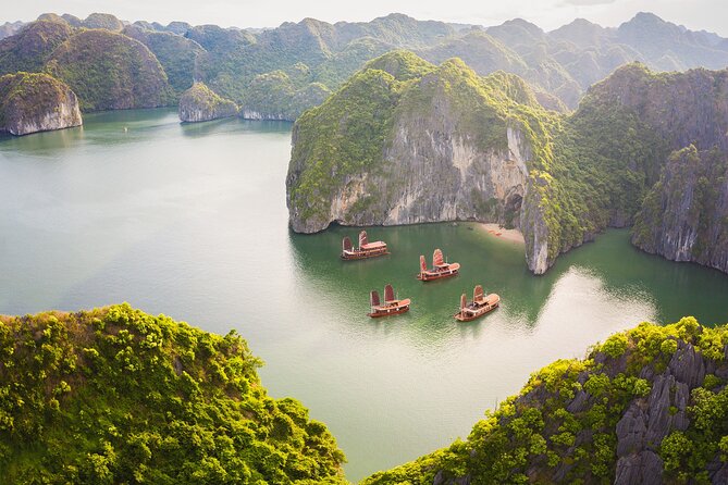 Lan Ha Bay Boutique Cruise 2D/1N: Kayaking, Swimming at the pristine places - Getting from Hanoi to the boat: pickup timing that can make or break your day