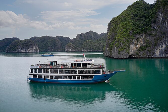 Lan Ha Bay Overnight Cruise with Kayaking, Tai Chi, Swimming,... - The food and comfort: private cabin perks that add up