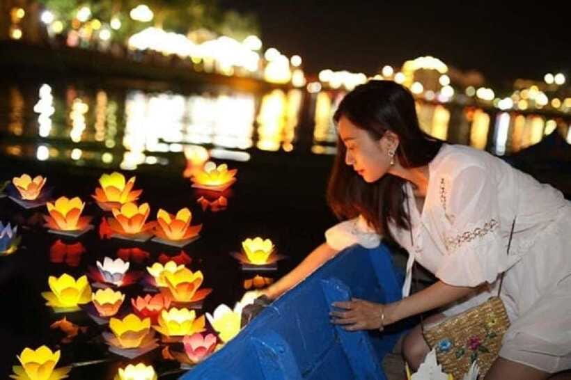 Lantern Release and Night River Boat Experience in Hoi An - A smooth run depends on one small detail: showing up right