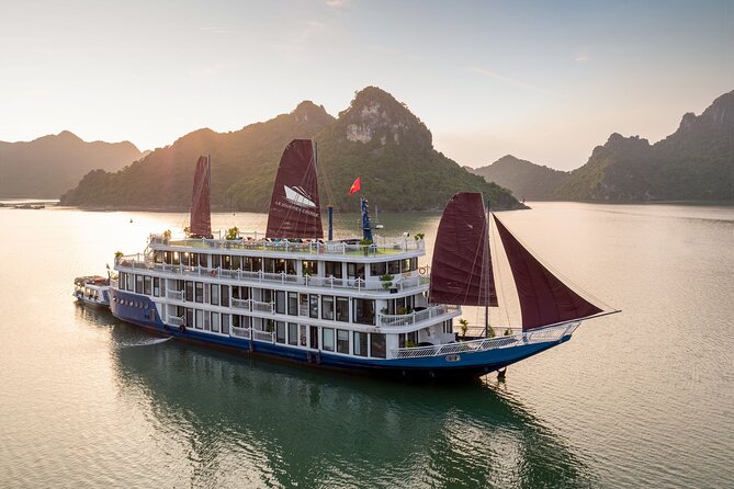 Le Journey Luxury Cruise 5 Star Lan Ha Bay - All Inclusive 2D1N - Day 1 on Le Journey: Welcome, lunch, and the Lan Ha Bay viewing circuit