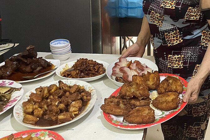 Local Cooking Class At Auntie's Home - The Wet Market on Đường Hậu Giang: Where the Day Gets Real