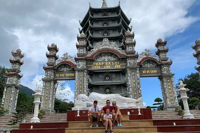 LOVELY PILGRIMS to MARBLE MOUNTAIN & DRAGON BRIDGE & LADY BUDDHA - What to Wear and Bring for Marble Mountains Stairs