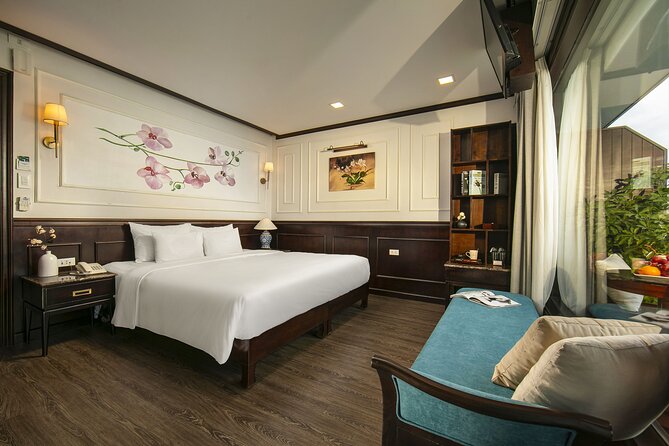 Luxury Cruise 5 star Top Tier Lan Ha bay 2D1N/ 3D2N - From Hanoi to Tuan Chau Harbor: Day 1 Starts with Motion