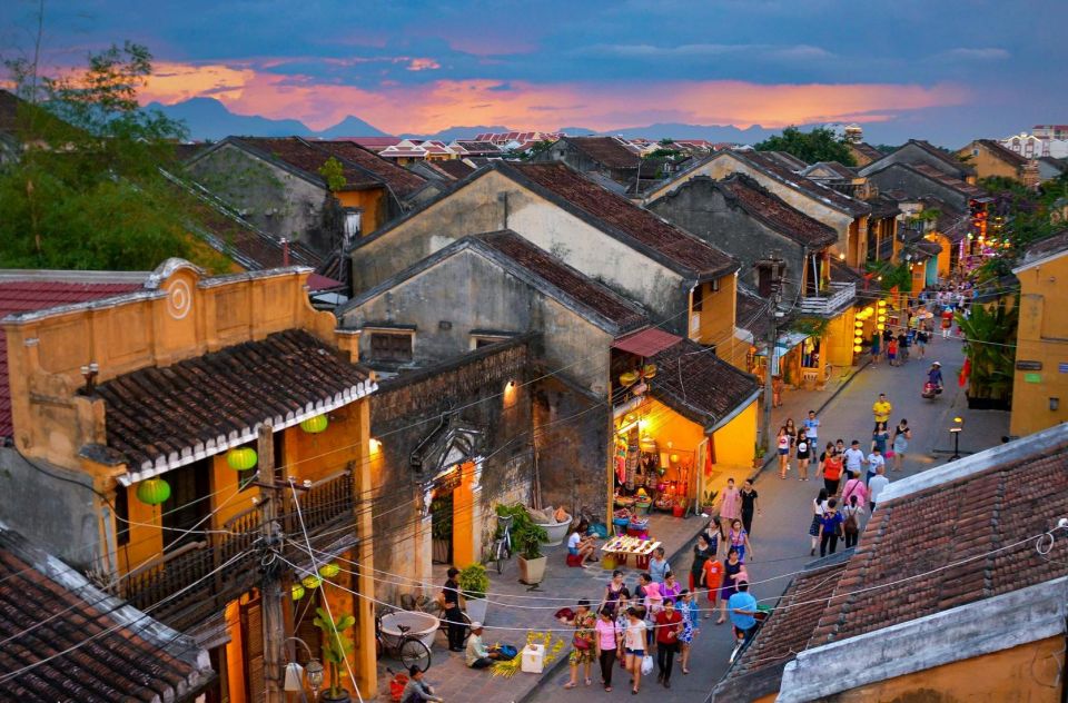 Luxury Half-Day Tour of Hoi An Ancient Town - Walking lanes and mixed influences: Chinese, Japanese, French, European