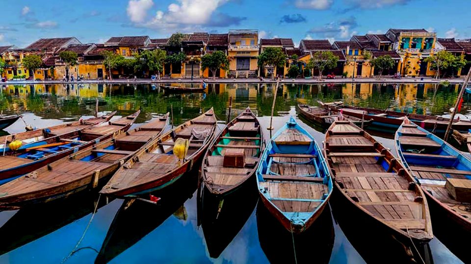Luxury Half-Day Tour of Hoi An Ancient Town - The Japanese Covered Bridge area: a 400-year anchor