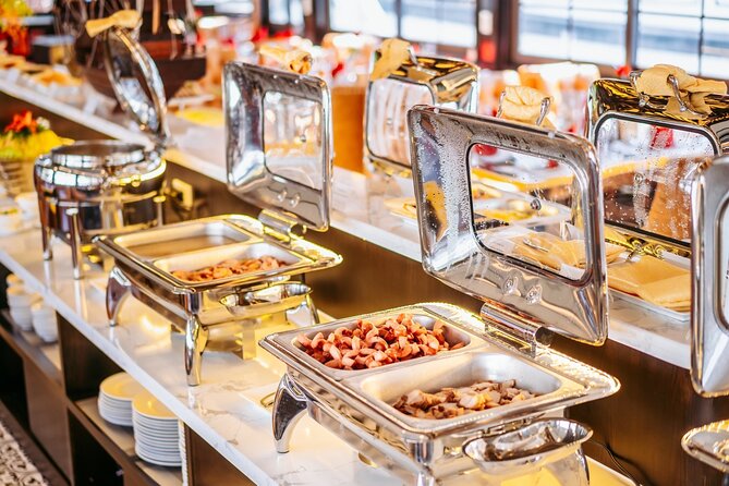 LUXURY Halong Bay Cruise 5 Stars Full Day Tour with Buffet Lunch - Sunset party on board: food expectations, drinks, and WiFi