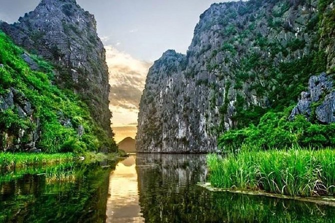 Luxury Hoa Lu - Tam Coc - Mua Cave 1 Day Tour - By Limousine & Small Group - Price and value at $59: what you’re really paying for