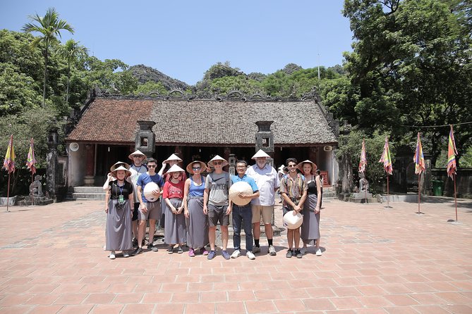 Luxury Hoa Lu Trang An Mua Cave Amazing View - Small Group Tour - Limousine Bus - Lunch in the middle: buffet fuel that doesn’t derail the day