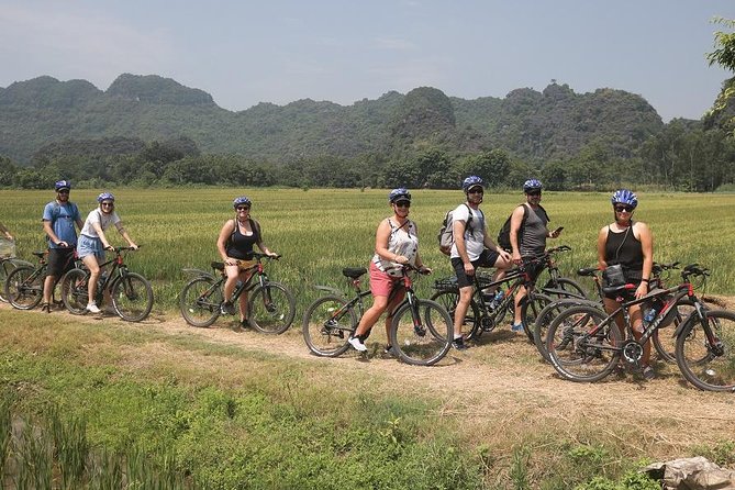 Luxury Limousine Trang An-Mua Cave - Bich Dong max 6-8 pax/ group - Entering Trang An Landscape Complex by Boat
