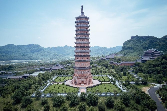 Luxury Ninh Binh Tour to Tam Coc, Mua Cave, Bich Dong Pagoda - What keeps it feeling “luxury” (beyond the label)