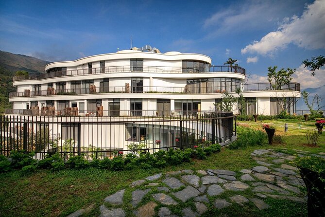 LUXURY SAPA TOUR 2D1N -Stay At 5 Star Hotel-Transfer by sleep bus - Who this Sapa tour is best for