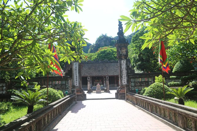 Luxury Tam Coc or Trang An-Mua Cave -Bich Dong Max 6 -8 pax/group - Hanoi to Ninh Binh by luxury limousine: the part you’ll feel all day