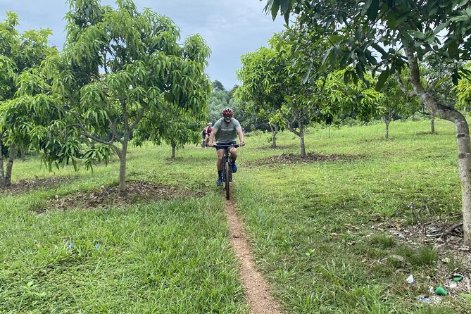 Ma Da Jungle Cycling Adventure - Entering the Ma Da primitive forest: cool streams and tough legs