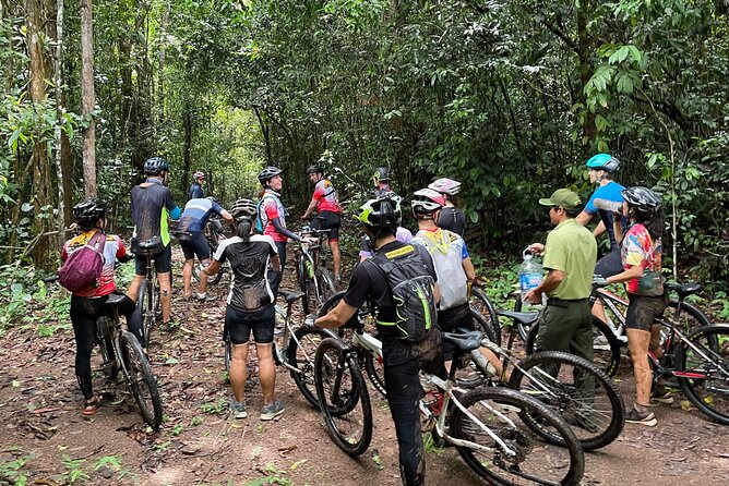 Ma Da Jungle Cycling Adventure - Lunch by the huge lake: local food, cold beer, and real recovery