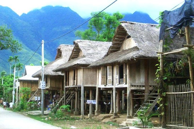 Mai Chau Nature and Village Private Day Tour - Cycling and Trekking After Lunch: The Main Event in the Rice Fields