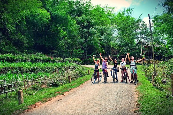 Mai Chau Nature and Village Private Day Tour - Lac Village Craft Time and a Thai Family Lunch