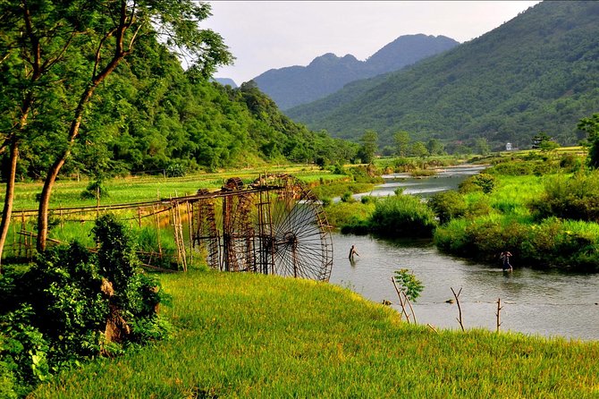 Mai Chau Private Day Tour: Hiking & Biking in Pristine Landscapes - Arriving in Mai Chau: tea, a family welcome, and a real lunch